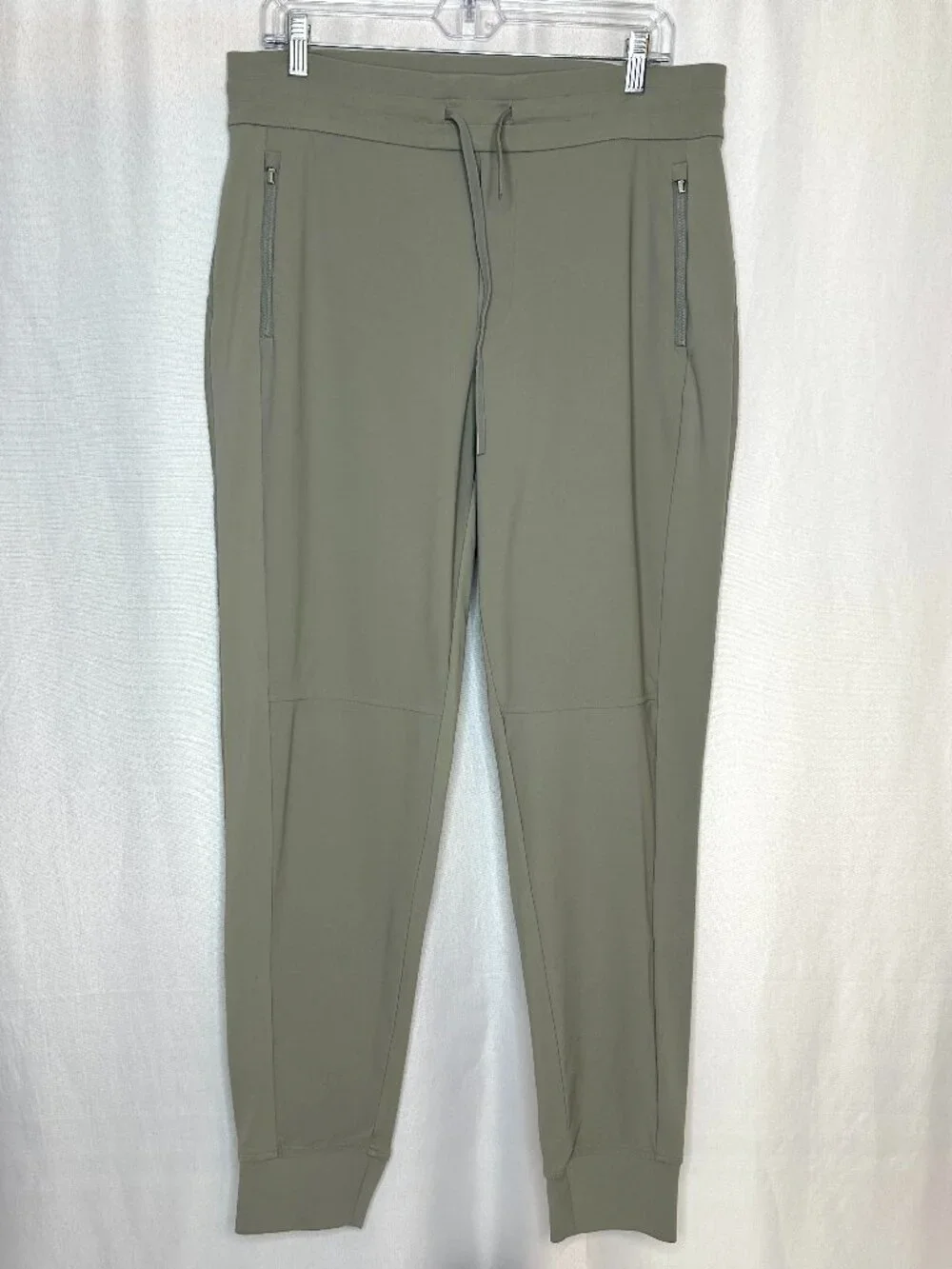 Athleta Headlands Hybrid Trek Joggers Size 12 Tall Athleisure Outdoor Gym Hiking - Picture 1 of 8